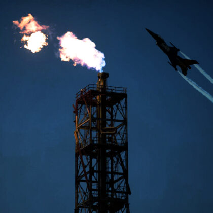 Når «demokrati» blir et våpen: USA, olje og den skjulte geopolitikken