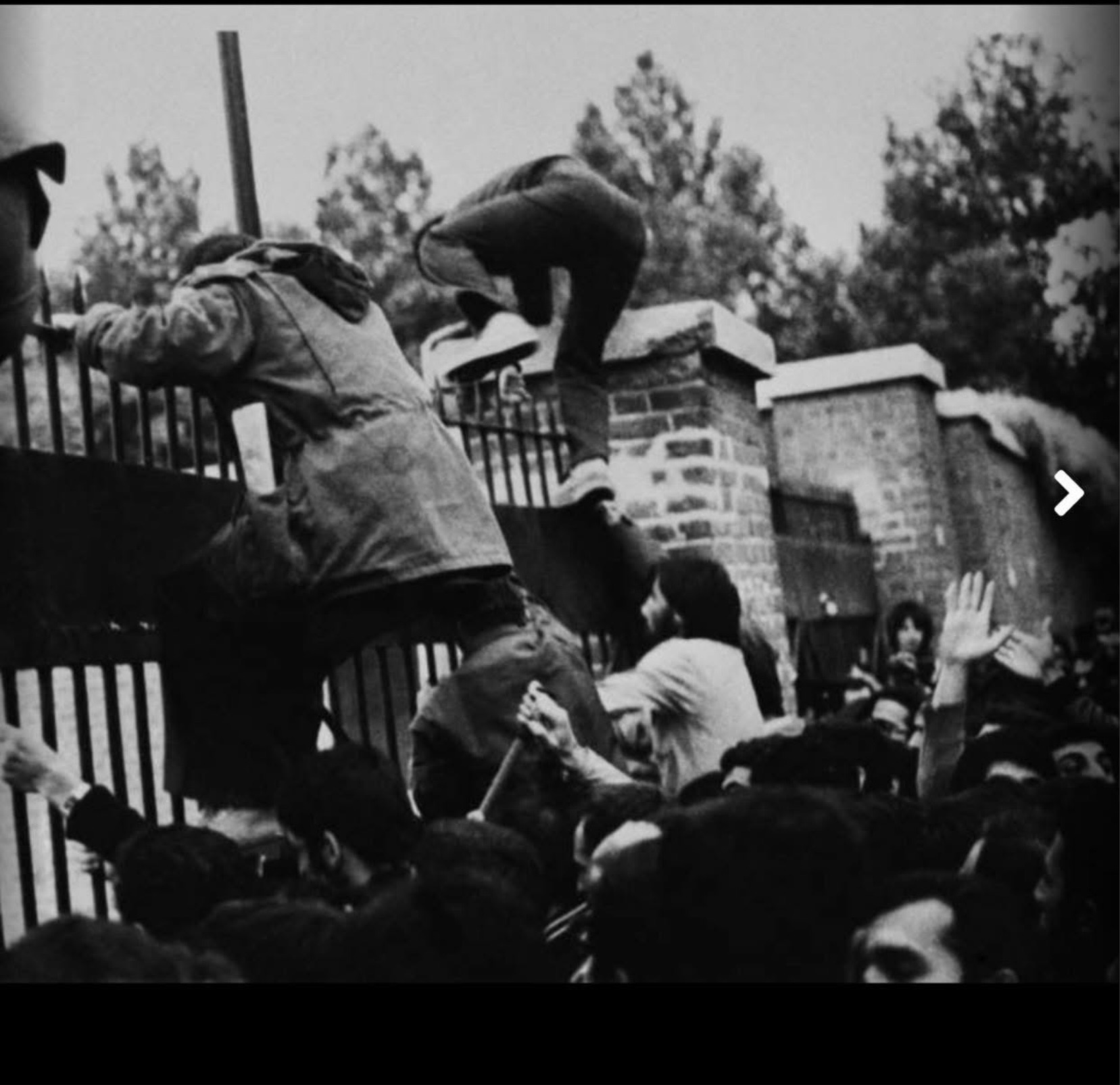 Se bilder av folkerevolusjonen i Iran fra 1979: